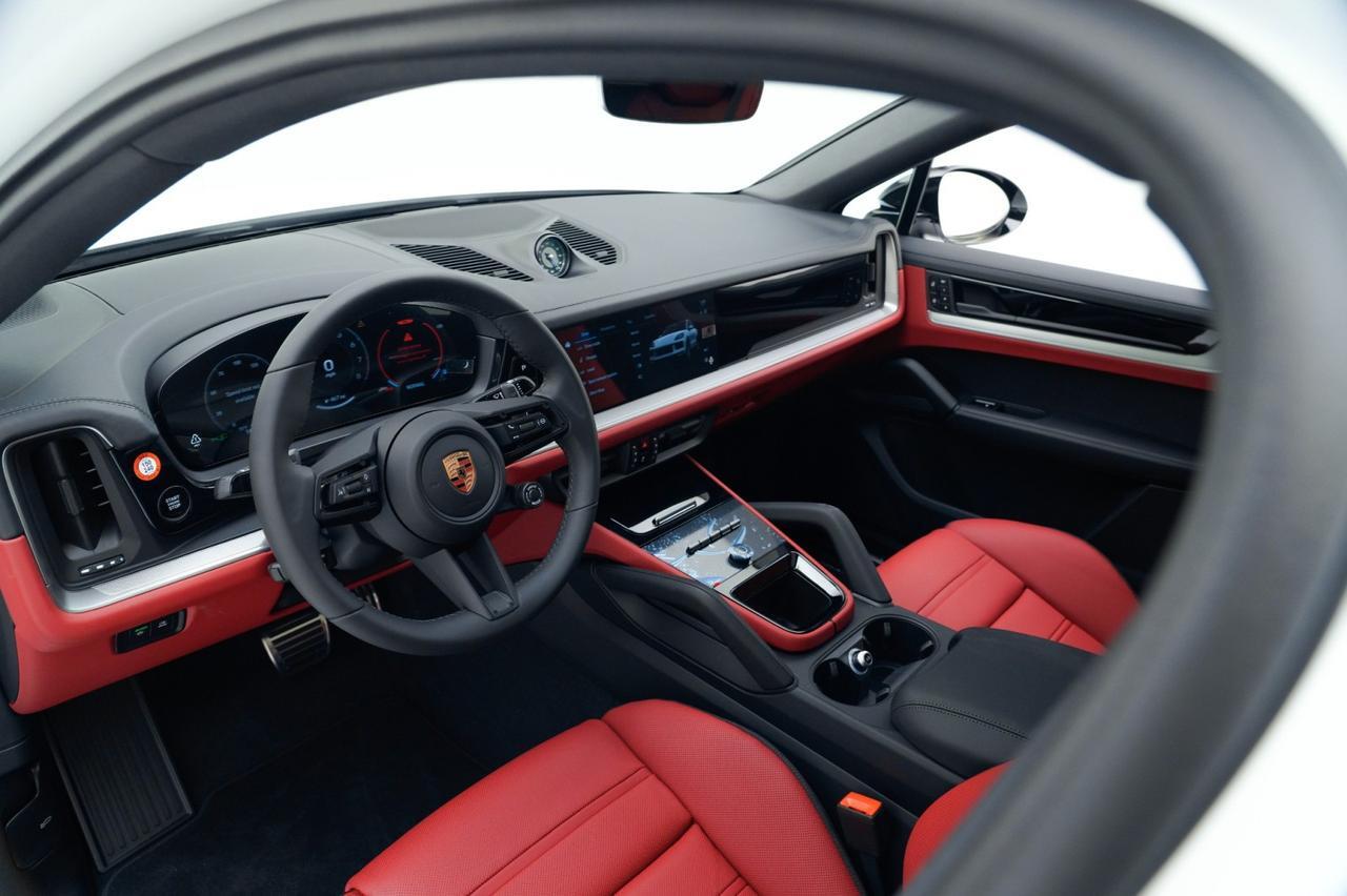 2026 Porsche Cayenne S Coupe Pompano Beach FL