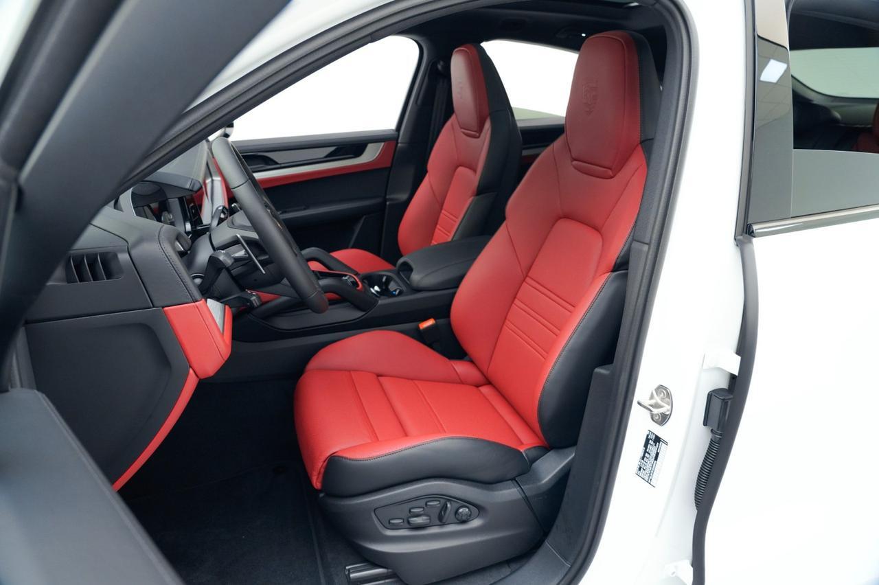 2026 Porsche Cayenne S Coupe Pompano Beach FL