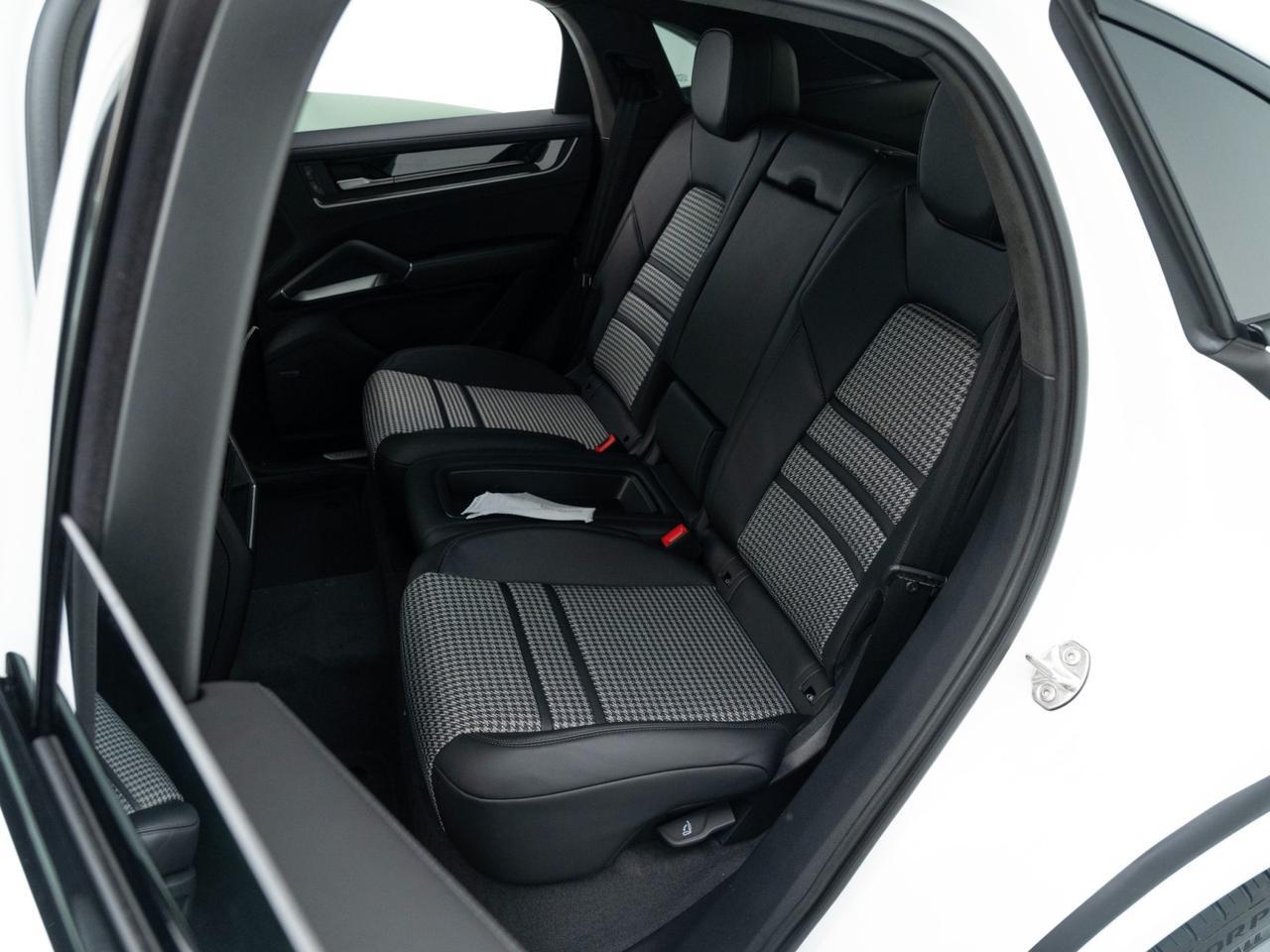 2026 Porsche Cayenne S Coupe Pompano Beach FL