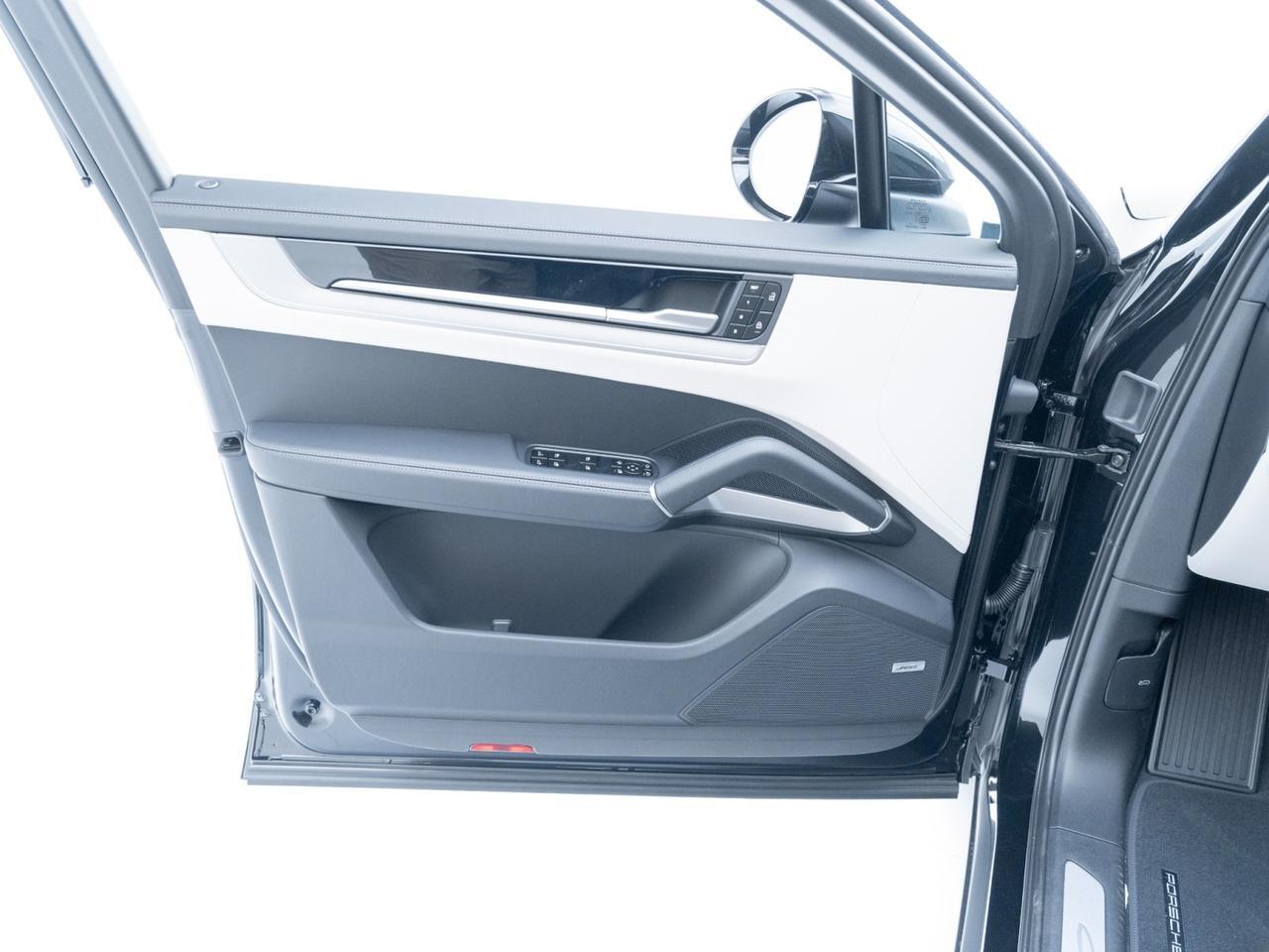 2026 Porsche Cayenne S Coupe Pompano Beach FL