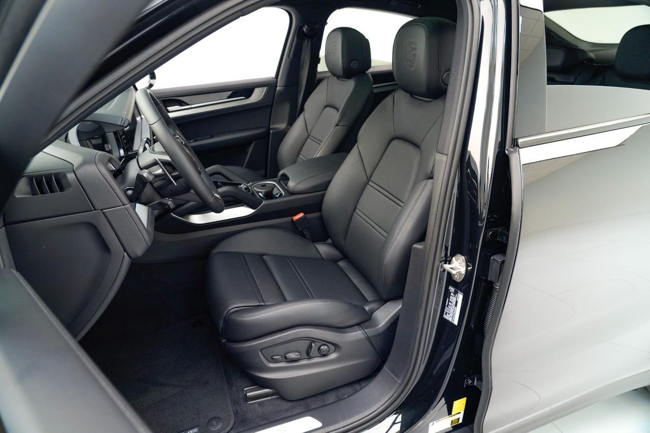 2026 Porsche Cayenne S Coupe Pompano Beach FL