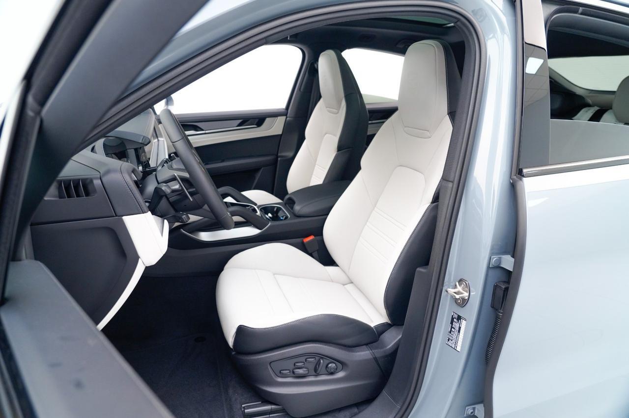 2026 Porsche Cayenne S Coupe Pompano Beach FL