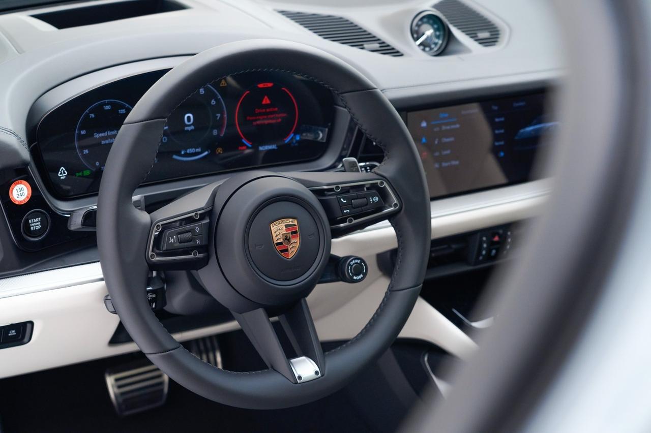 2026 Porsche Cayenne S Coupe Pompano Beach FL