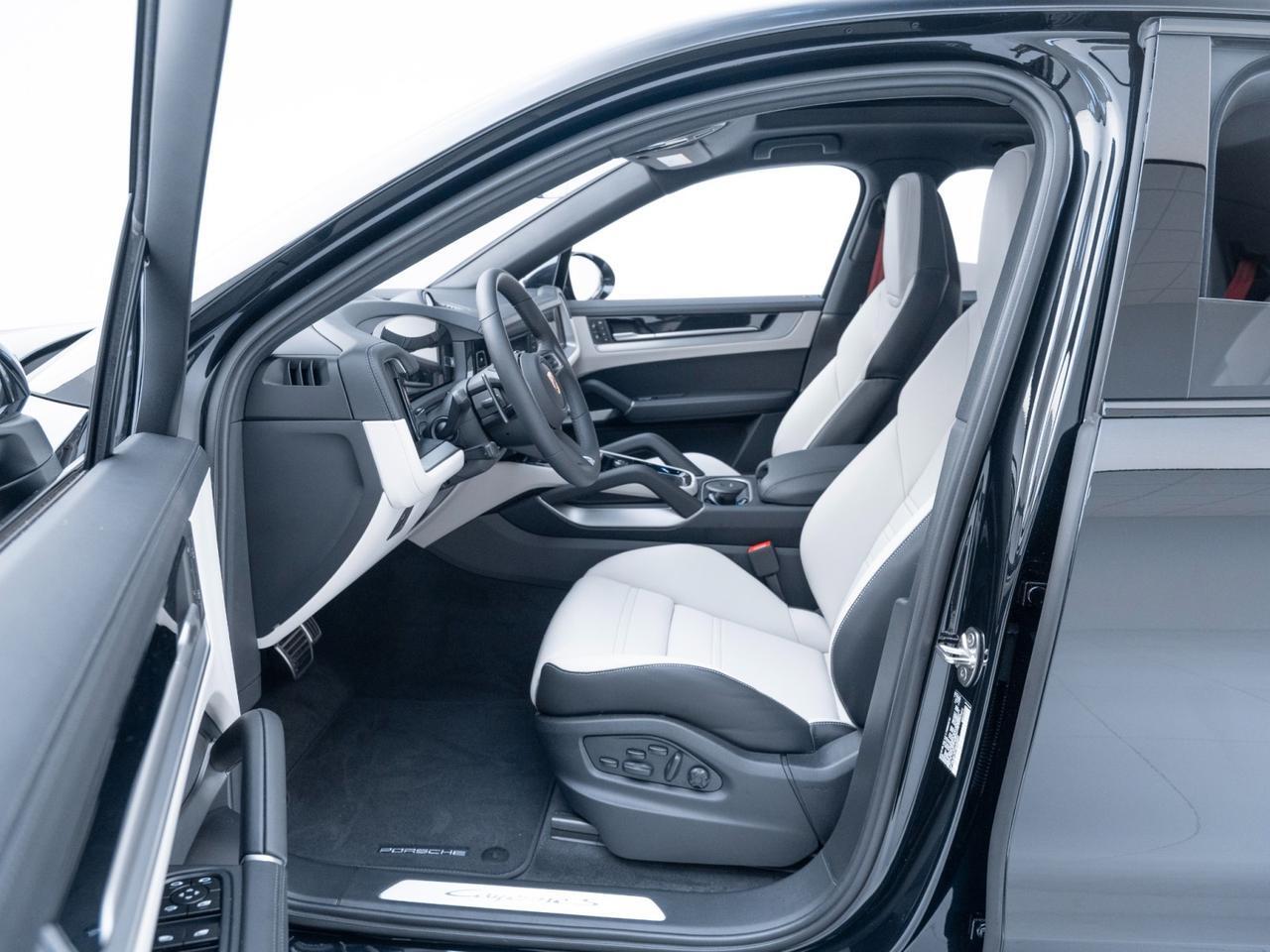 2026 Porsche Cayenne S Coupe Pompano Beach FL