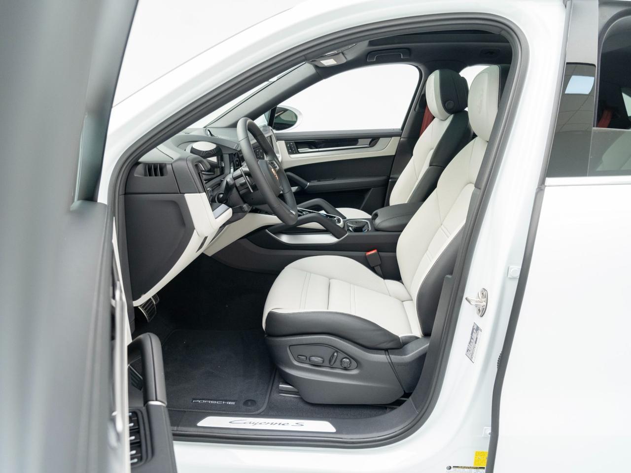 2026 Porsche Cayenne S Coupe Pompano Beach FL