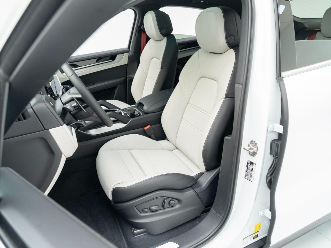 2026 Porsche Cayenne S Coupe Pompano Beach FL