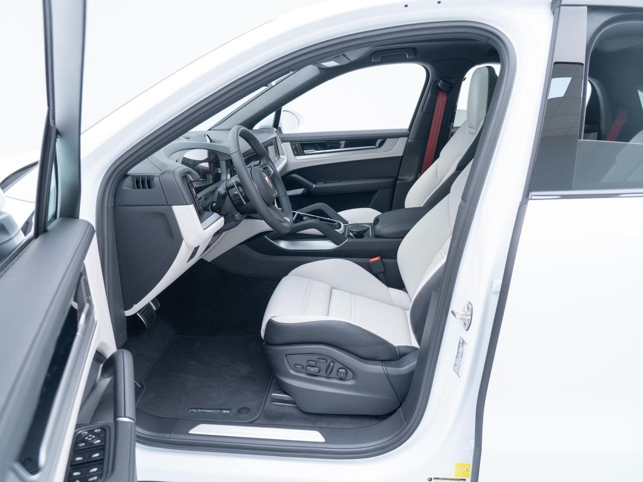 2026 Porsche Cayenne S Coupe Pompano Beach FL