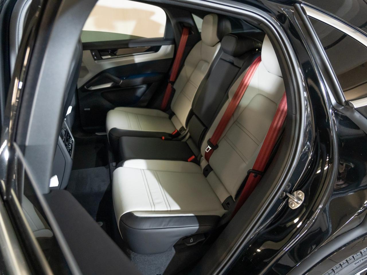 2026 Porsche Cayenne S Coupe Pompano Beach FL