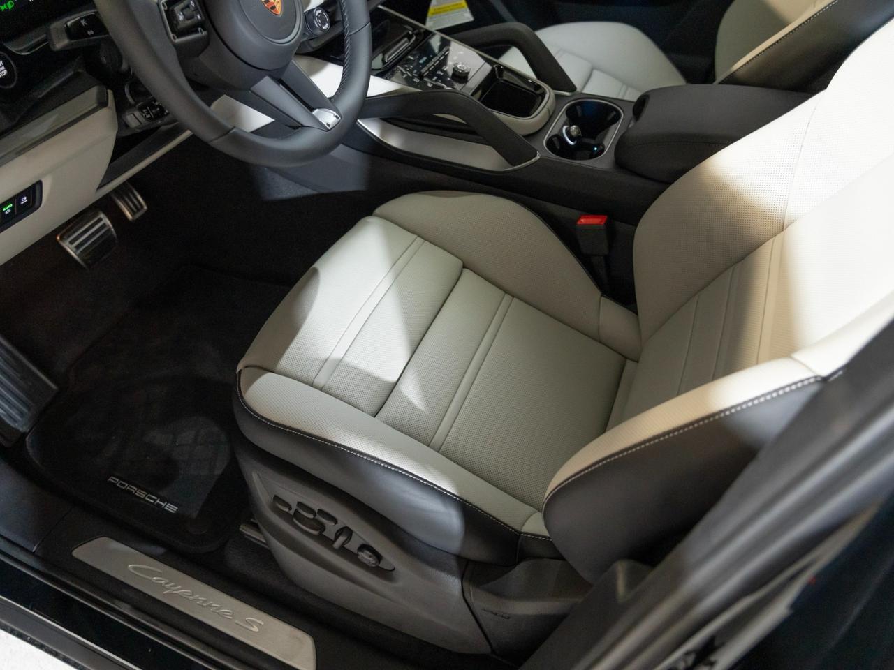 2026 Porsche Cayenne S Coupe Pompano Beach FL