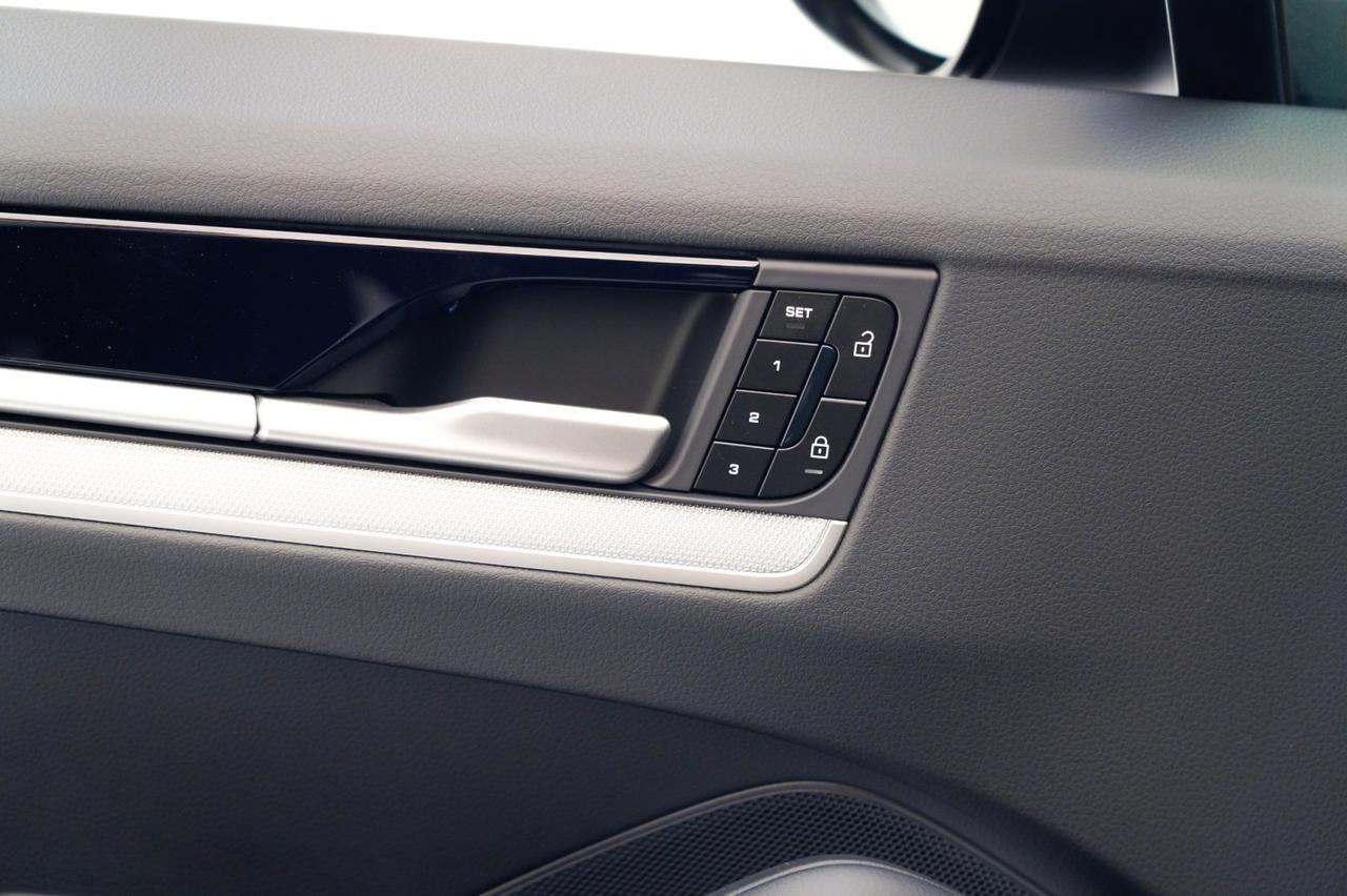 2026 Porsche Cayenne S E-Hybrid Coupe Pompano Beach FL