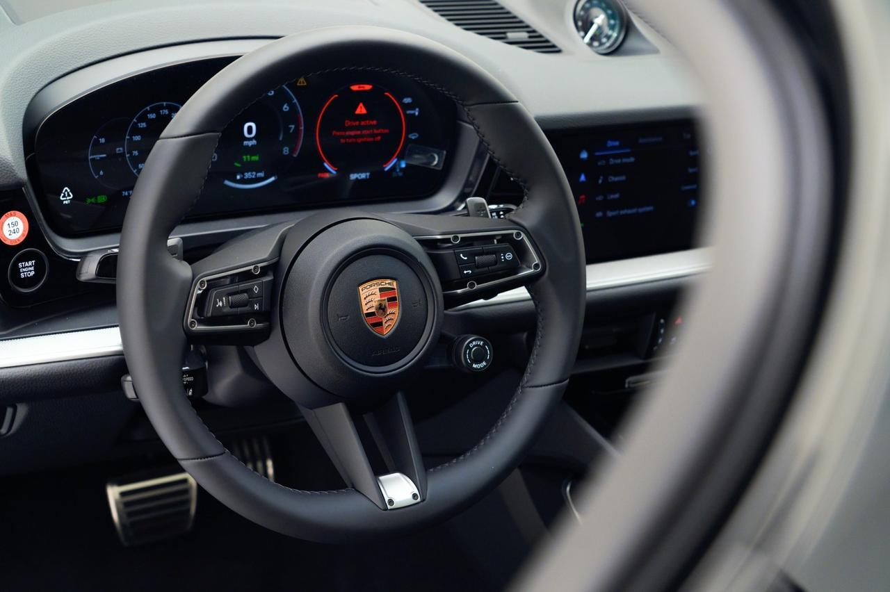 2026 Porsche Cayenne S E-Hybrid Coupe Pompano Beach FL