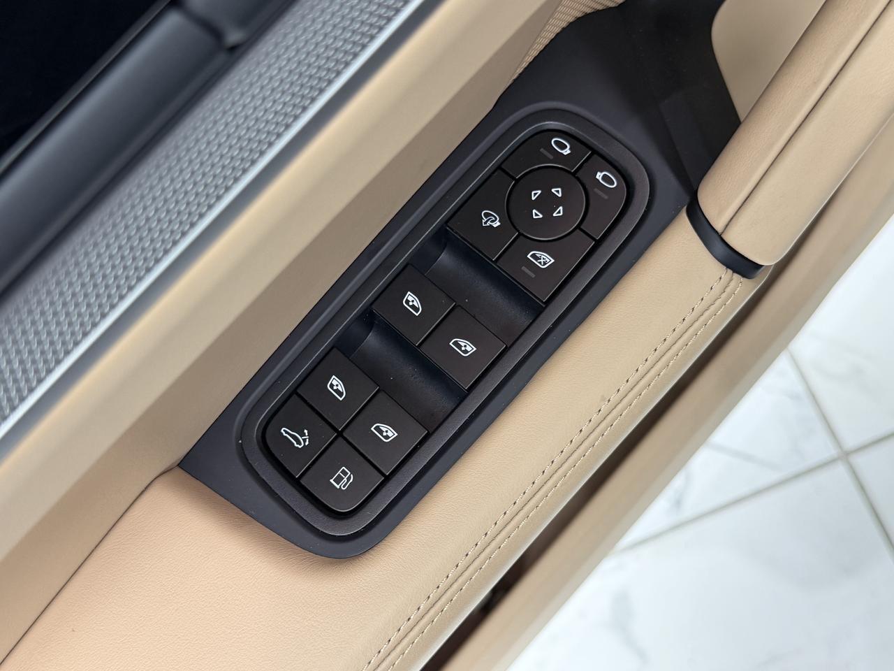 2026 Porsche Cayenne S E-Hybrid Newark DE