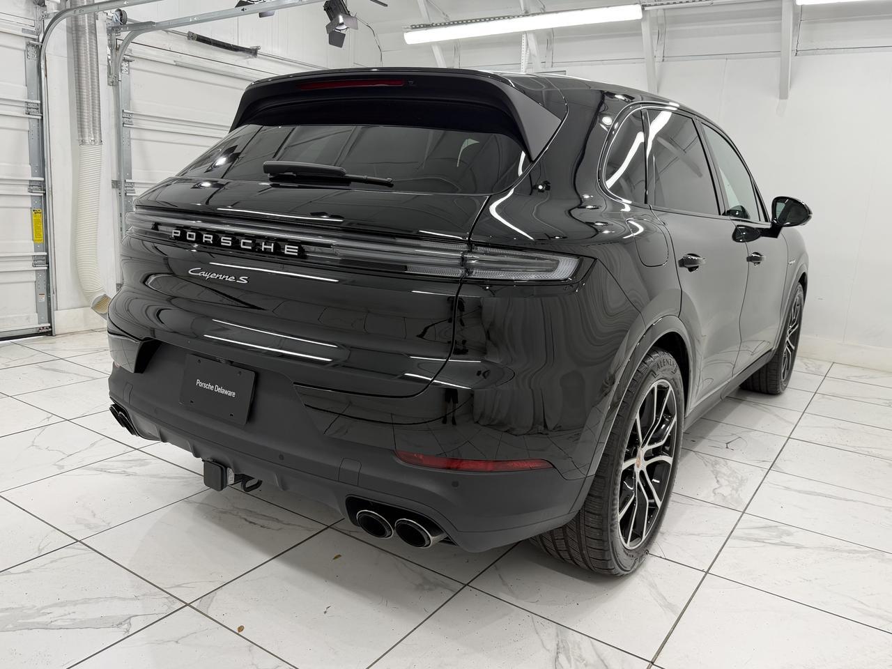 2026 Porsche Cayenne S E-Hybrid Newark DE