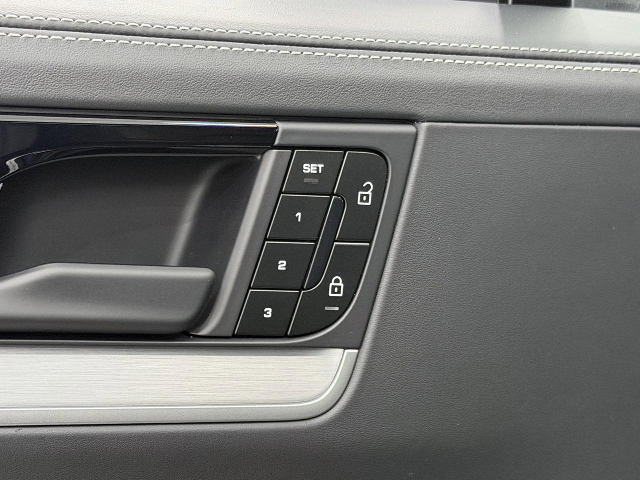 2026 Porsche Cayenne S E-Hybrid Newark DE