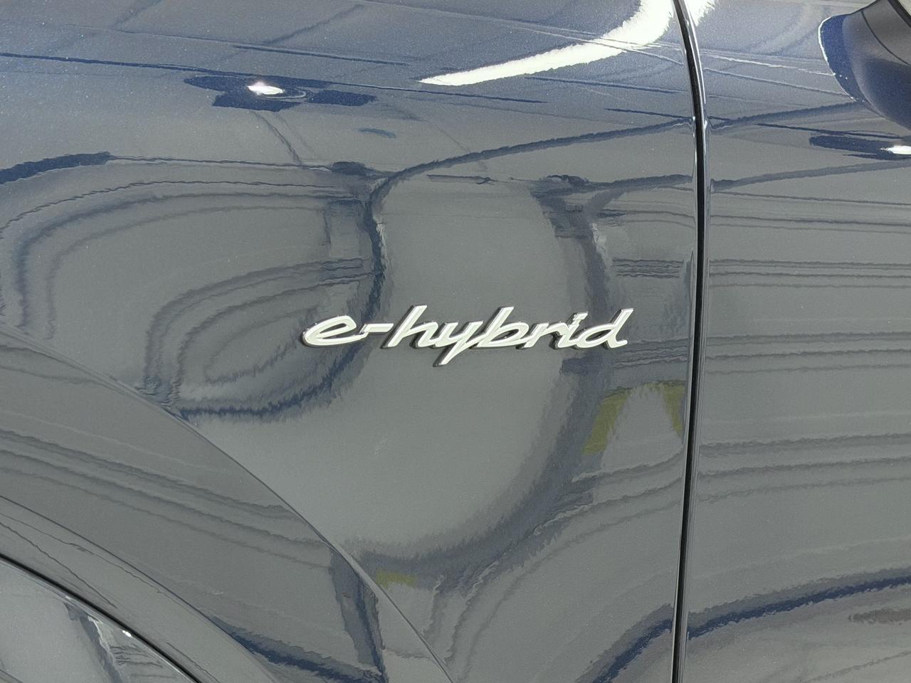 2026 Porsche Cayenne S E-Hybrid Newark DE