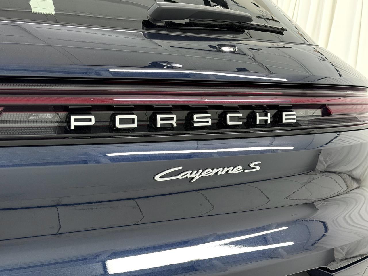 2026 Porsche Cayenne S E-Hybrid Newark DE
