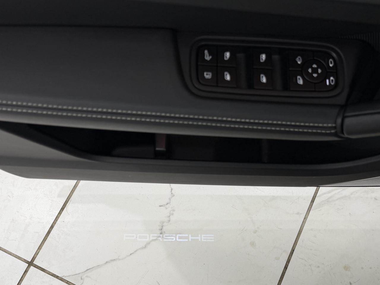 2026 Porsche Cayenne S E-Hybrid Newark DE