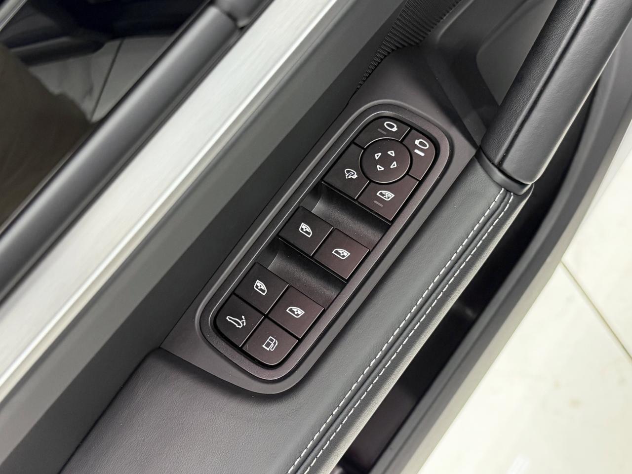 2026 Porsche Cayenne S E-Hybrid Newark DE