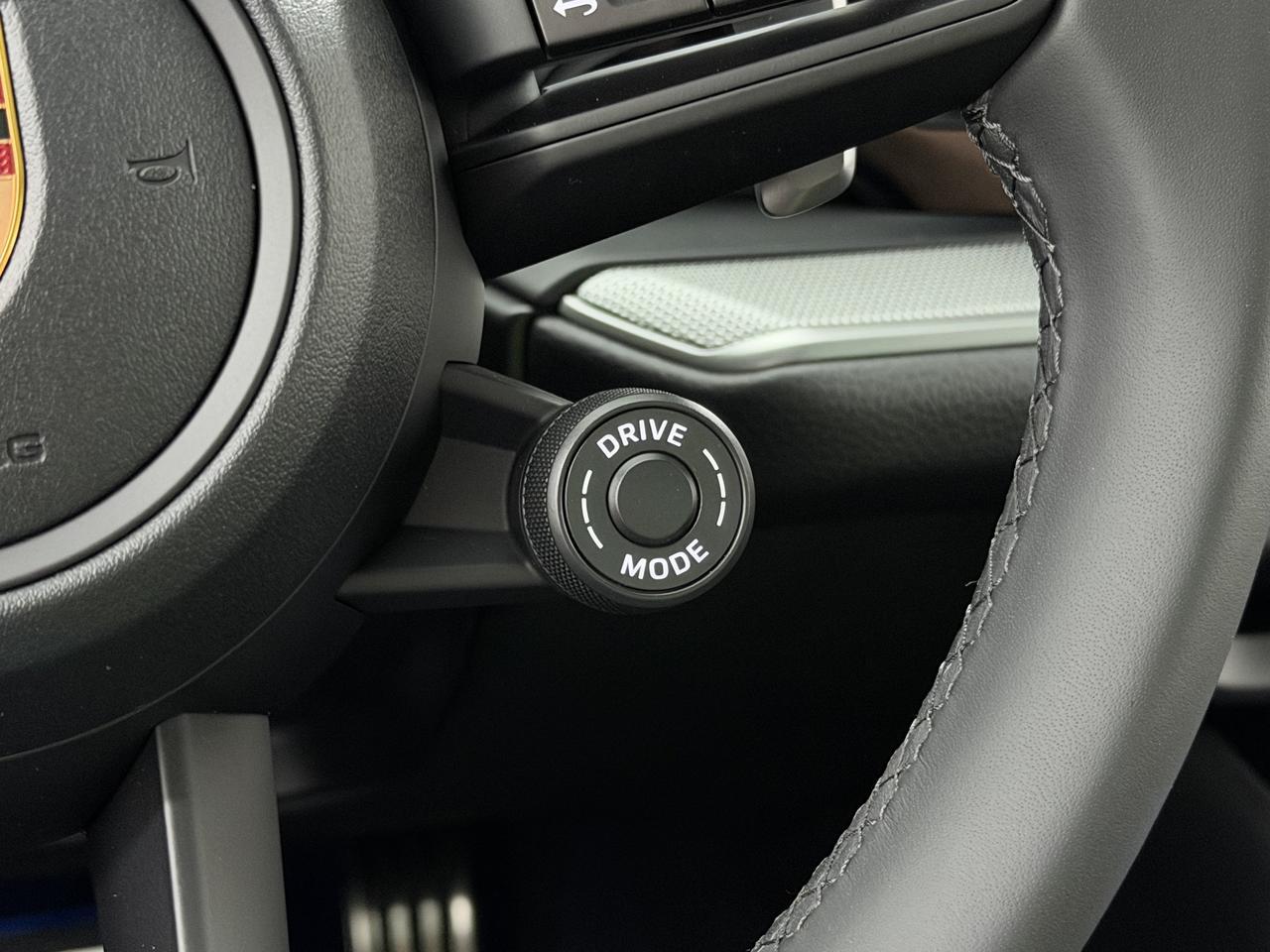 2026 Porsche Cayenne S E-Hybrid - Photo 50