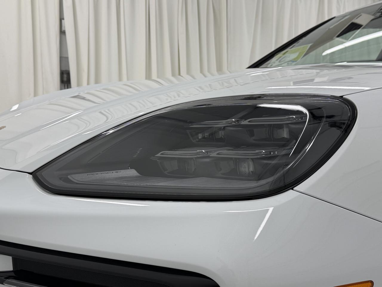 2026 Porsche Cayenne S E-Hybrid - Photo 17