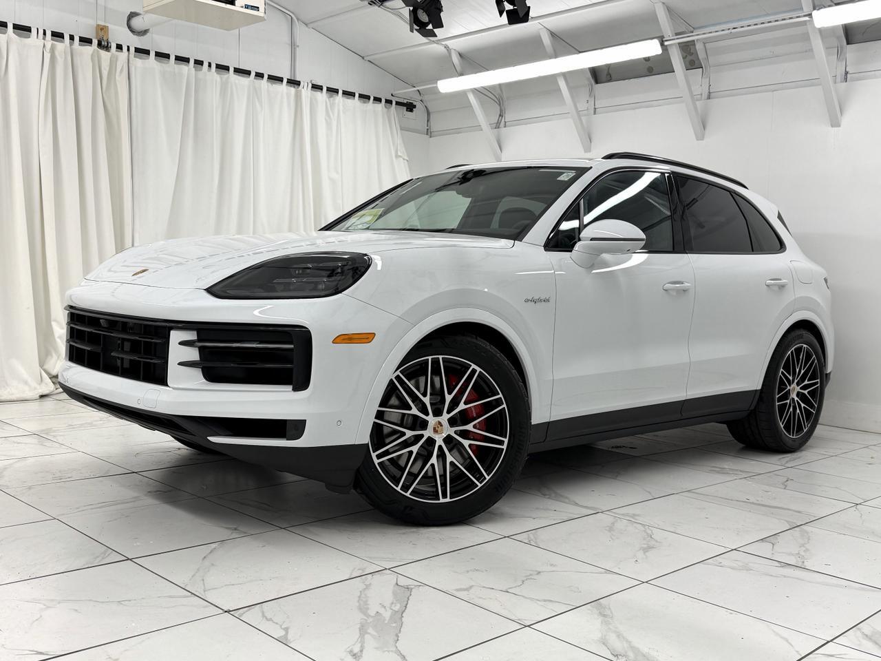 2026 Porsche Cayenne S E-Hybrid Newark DE