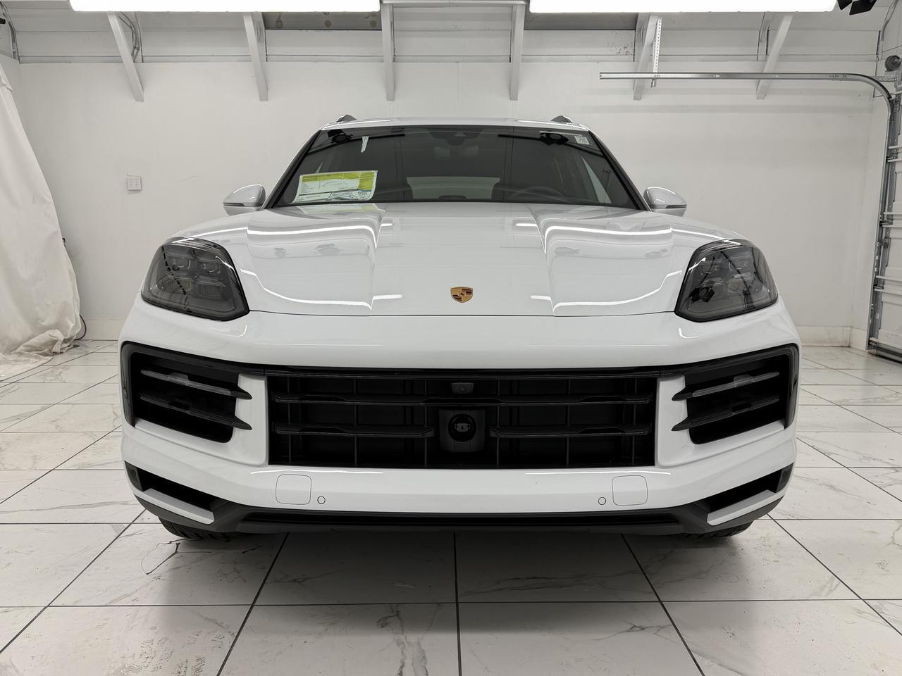 2026 Porsche Cayenne S E-Hybrid - Photo 9