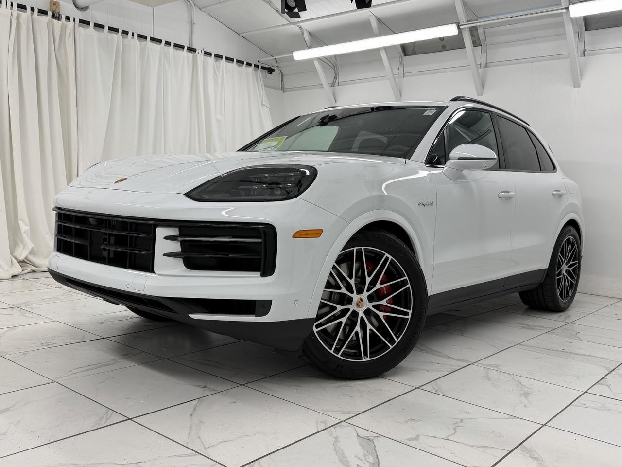 2026 Porsche Cayenne S E-Hybrid Newark DE