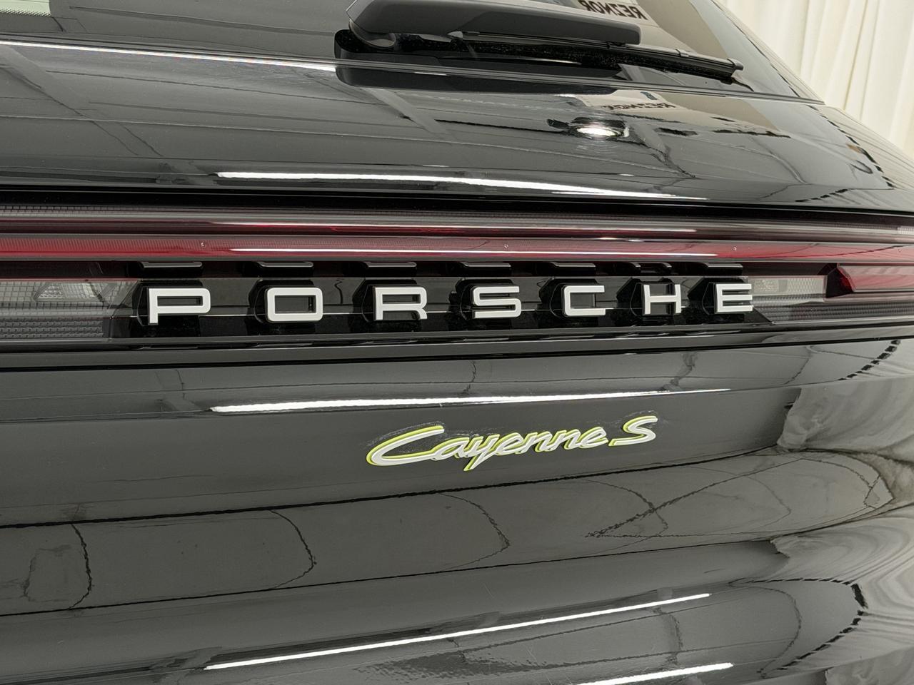 2026 Porsche Cayenne S E-Hybrid Newark DE