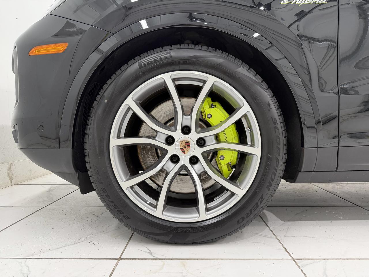 2026 Porsche Cayenne S E-Hybrid Newark DE