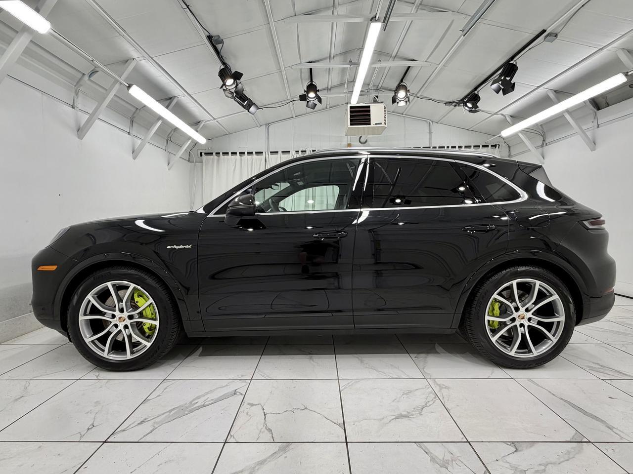 2026 Porsche Cayenne S E-Hybrid Newark DE