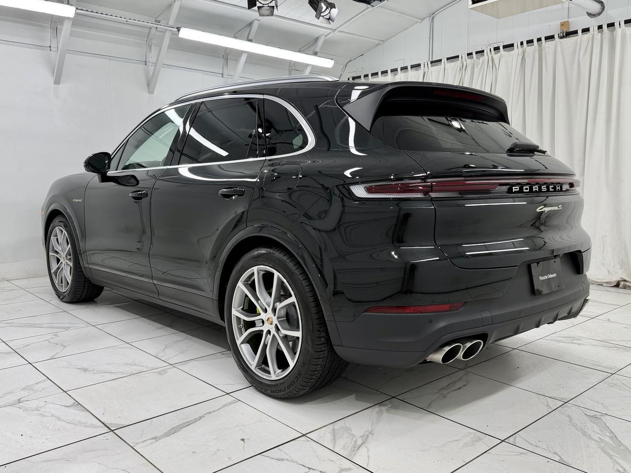 2026 Porsche Cayenne S E-Hybrid Newark DE
