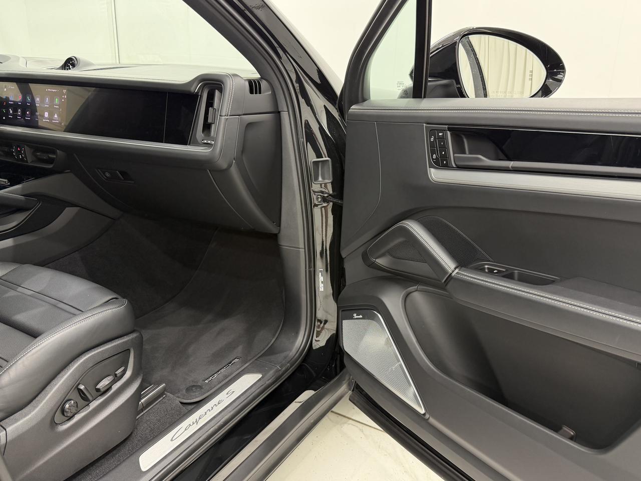 2026 Porsche Cayenne S E-Hybrid Newark DE