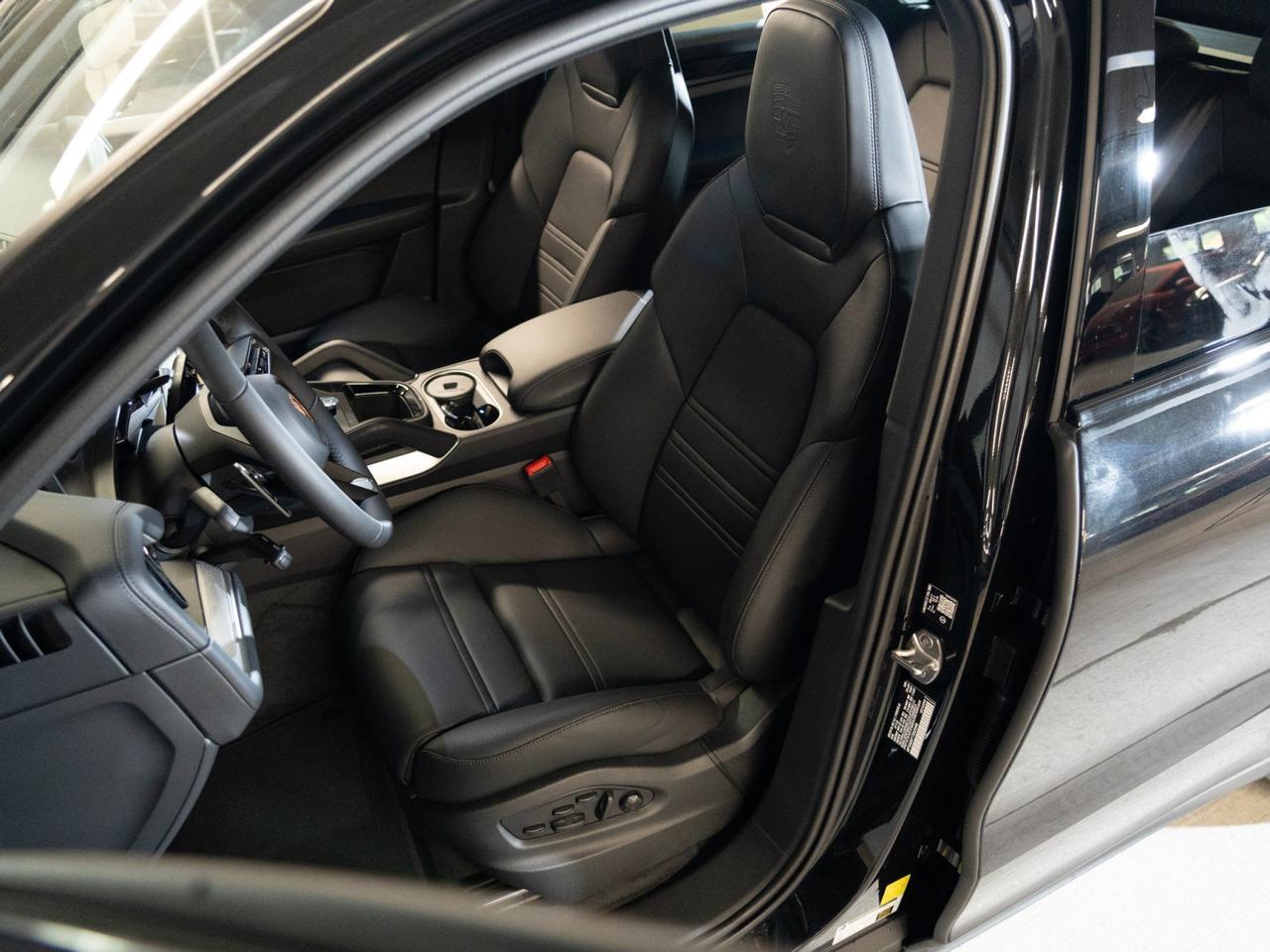 2026 Porsche Cayenne S E-Hybrid Pompano Beach FL