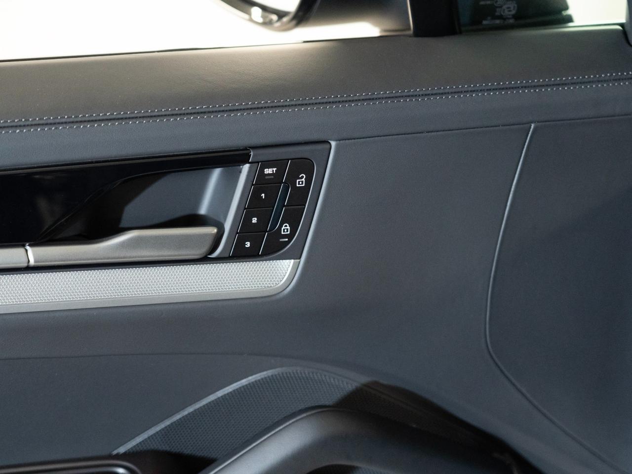 2026 Porsche Cayenne S E-Hybrid Pompano Beach FL