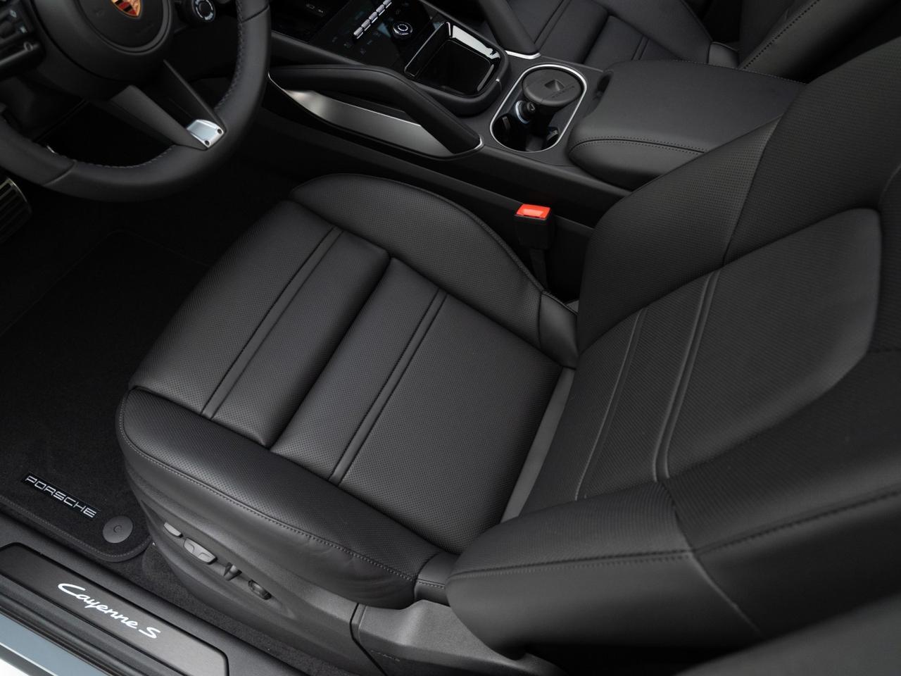 2026 Porsche Cayenne S E-Hybrid Pompano Beach FL