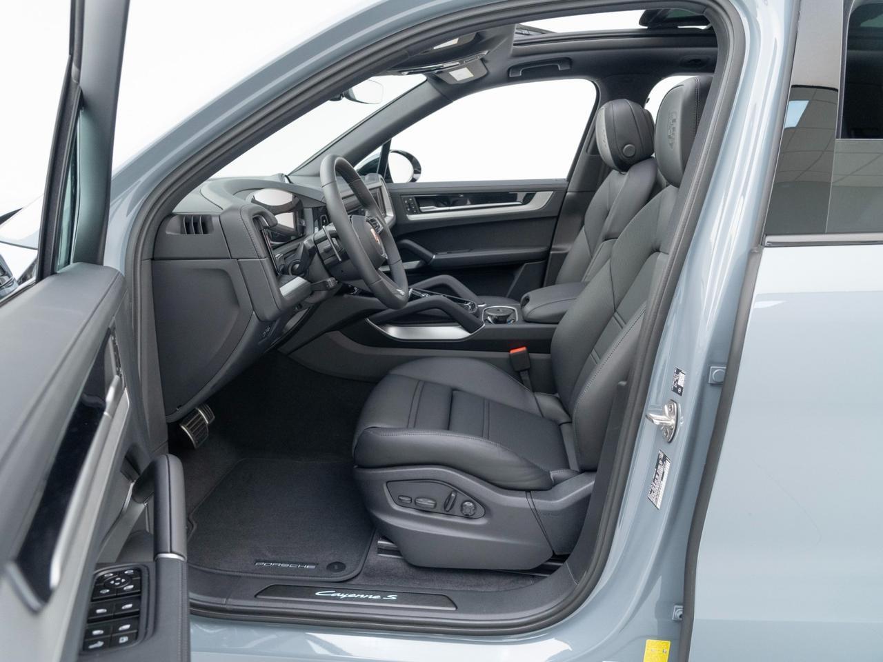 2026 Porsche Cayenne S E-Hybrid Pompano Beach FL