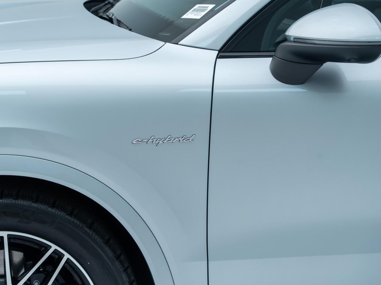 2026 Porsche Cayenne S E-Hybrid Pompano Beach FL