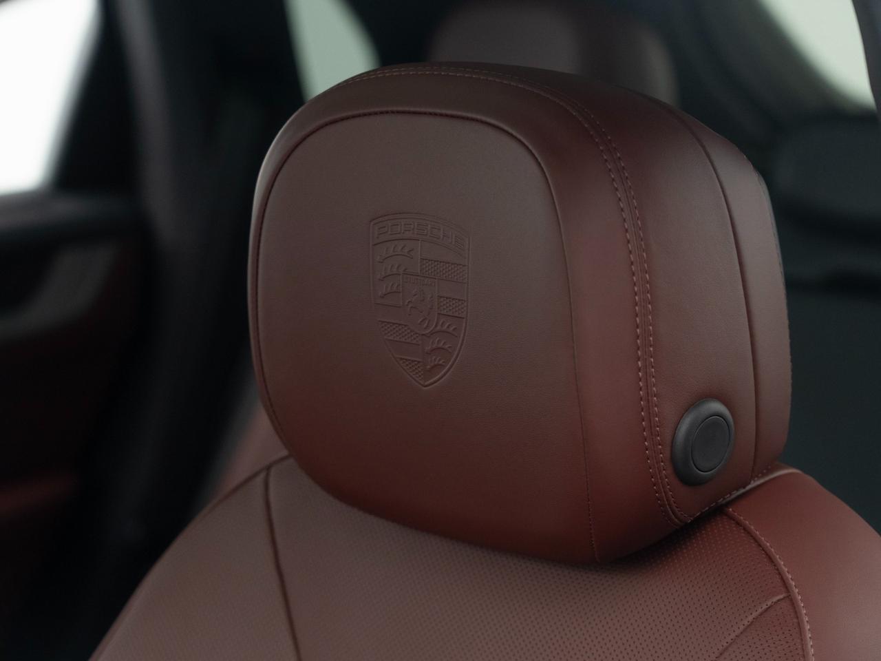 2026 Porsche Cayenne S E-Hybrid Pompano Beach FL