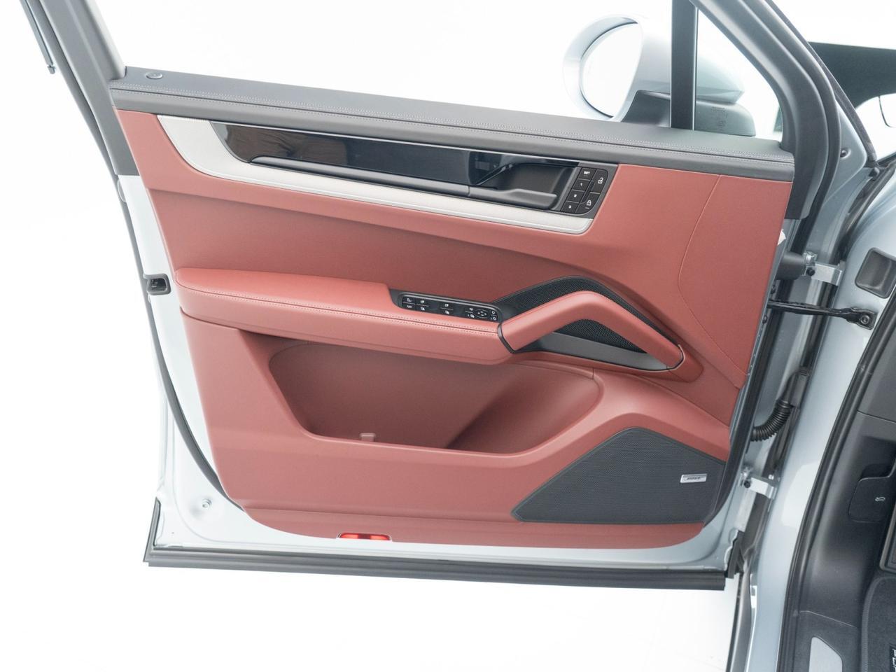2026 Porsche Cayenne S E-Hybrid Pompano Beach FL