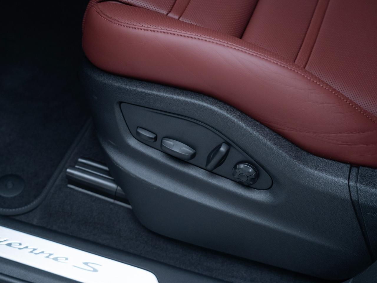 2026 Porsche Cayenne S E-Hybrid Pompano Beach FL