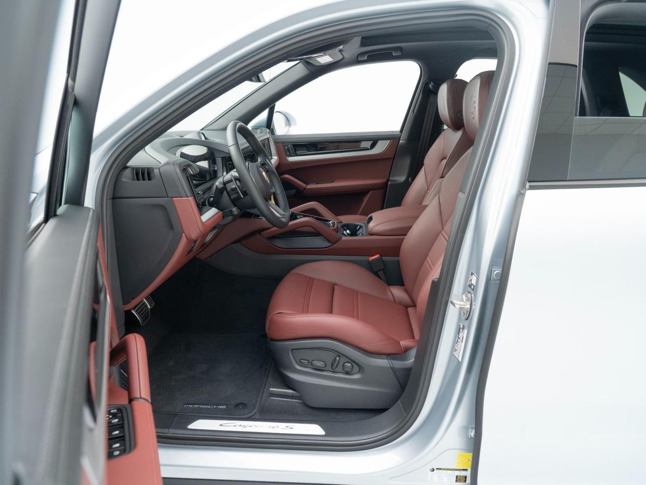 2026 Porsche Cayenne S E-Hybrid Pompano Beach FL