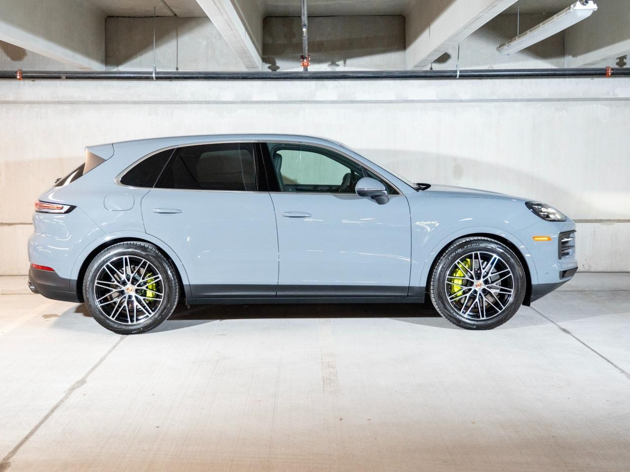 2026 Porsche Cayenne S E-Hybrid Pompano Beach FL