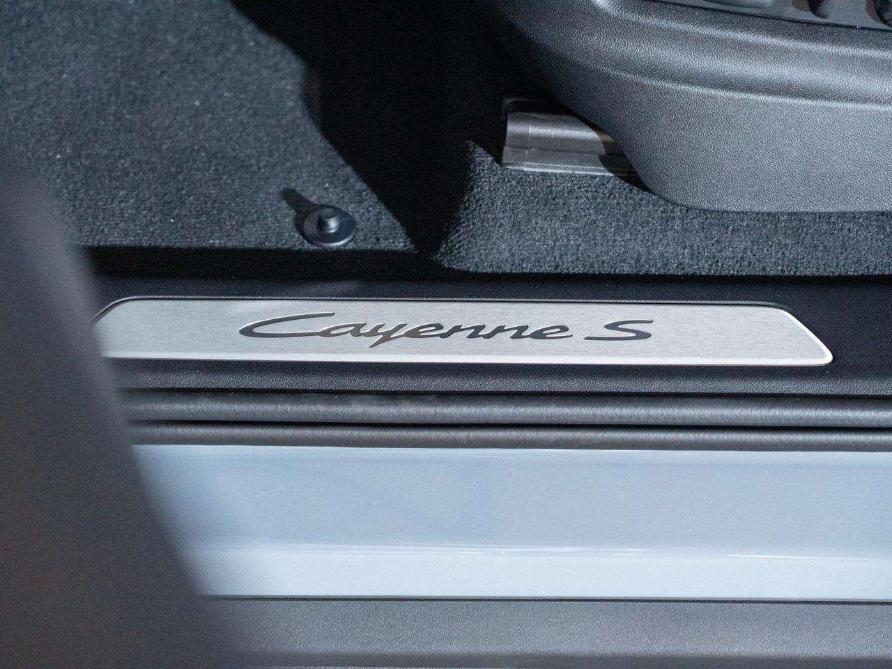 2026 Porsche Cayenne S E-Hybrid Pompano Beach FL