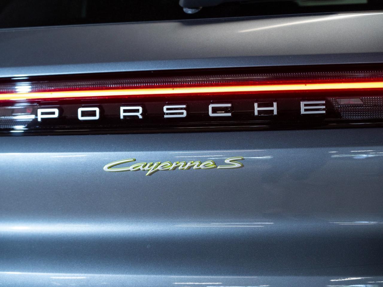 2026 Porsche Cayenne S E-Hybrid Pompano Beach FL