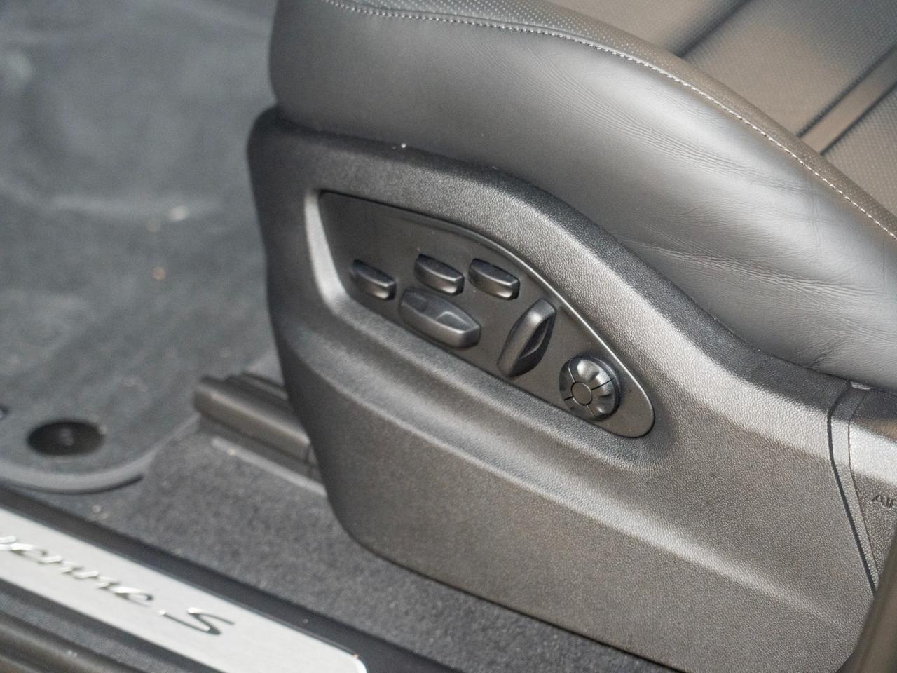 2026 Porsche Cayenne S E-Hybrid Pompano Beach FL