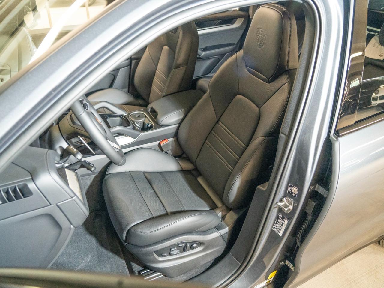 2026 Porsche Cayenne S E-Hybrid Pompano Beach FL