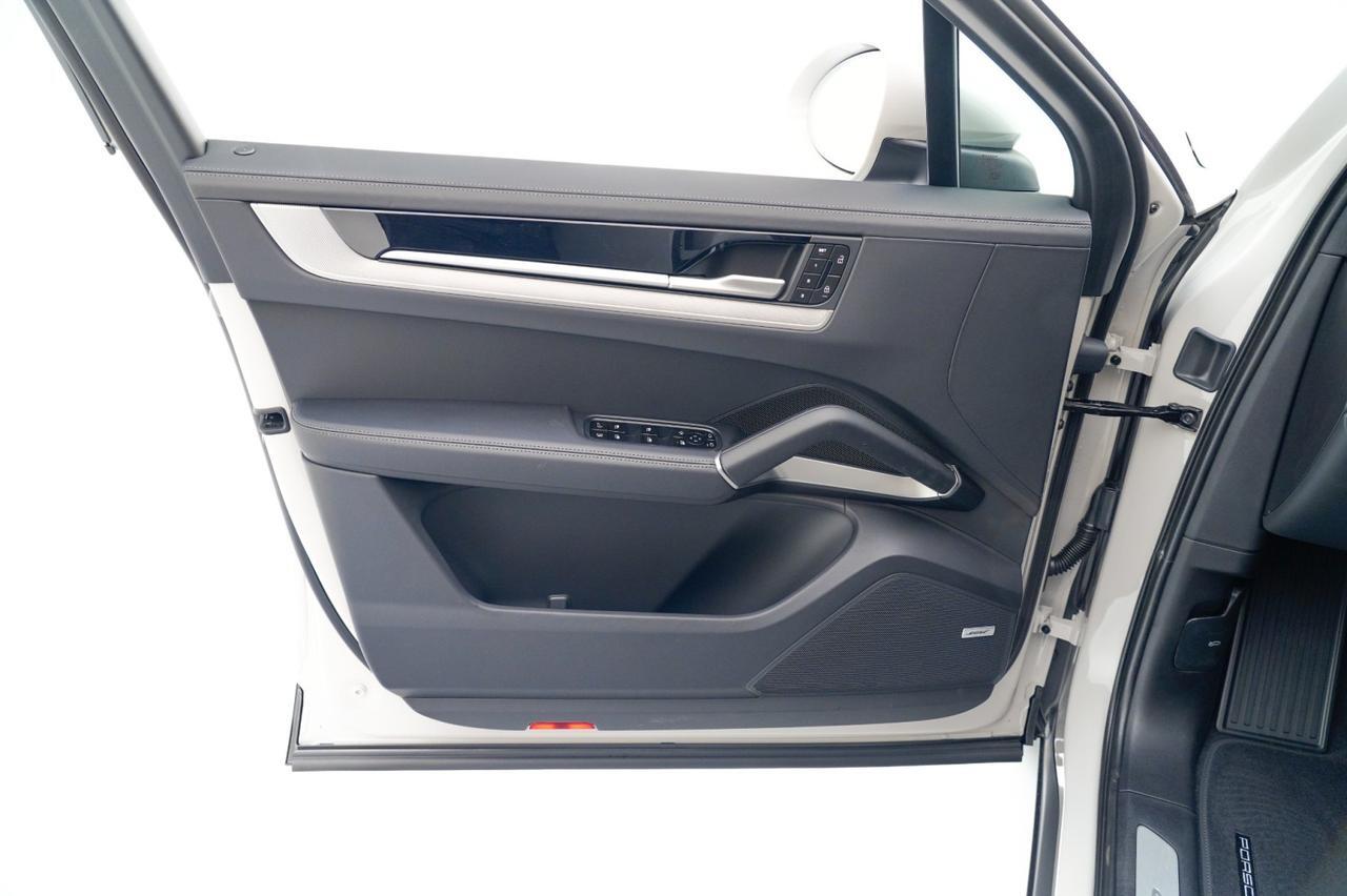 2026 Porsche Cayenne S E-Hybrid Pompano Beach FL