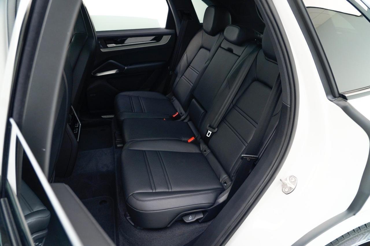 2026 Porsche Cayenne S E-Hybrid Pompano Beach FL