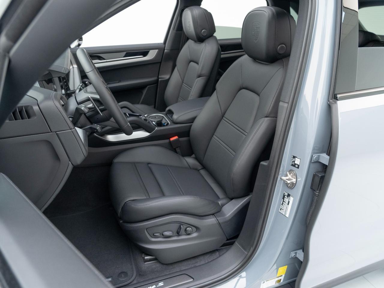 2026 Porsche Cayenne S E-Hybrid Pompano Beach FL