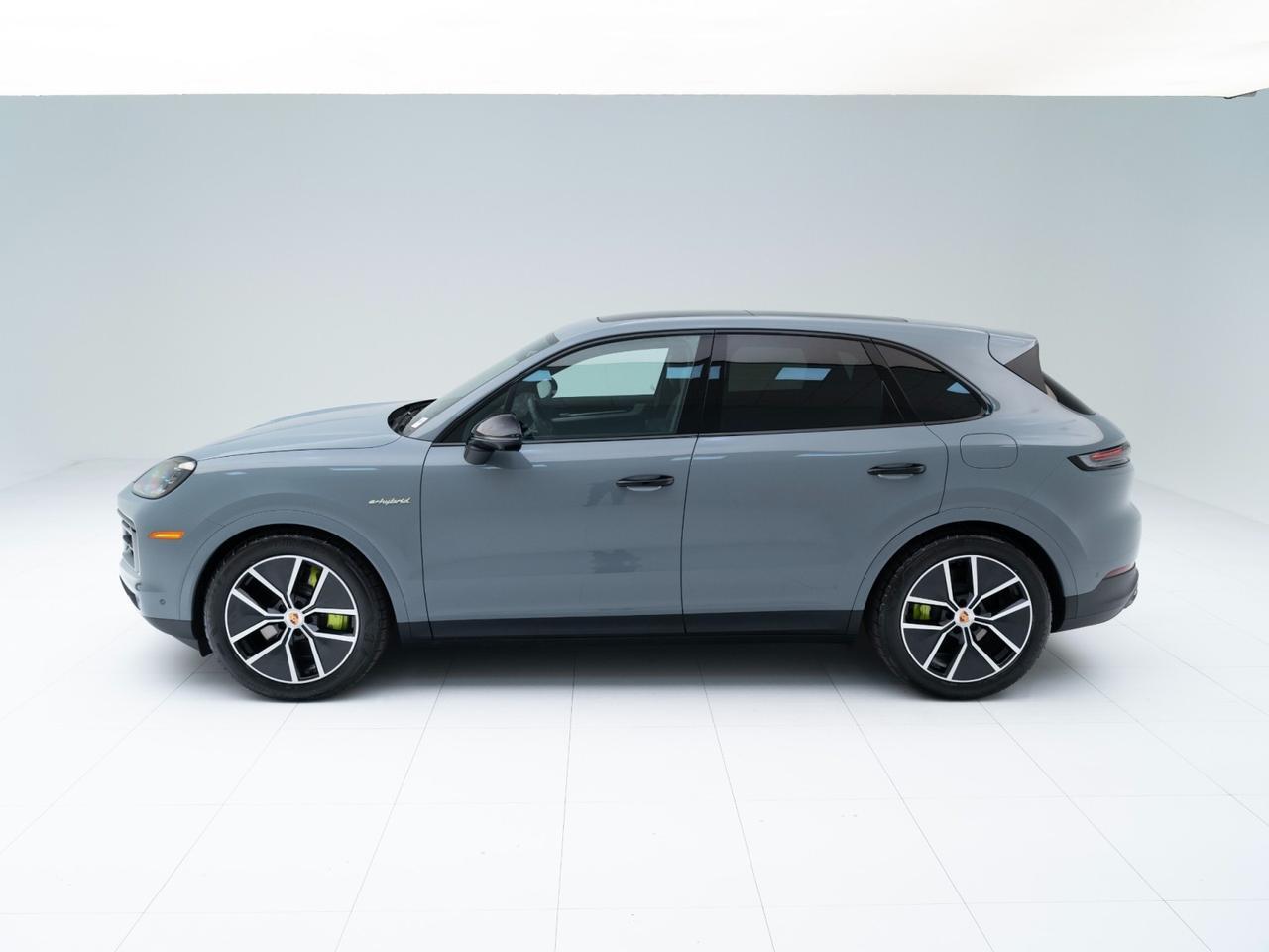 2026 Porsche Cayenne S E-Hybrid Pompano Beach FL